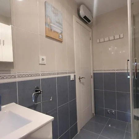 Διαμέρισμα Jasjose Playa - Frente A San Lorenzo, 2 Hab, 6 Pax, Wifi - Vut-2047-as *