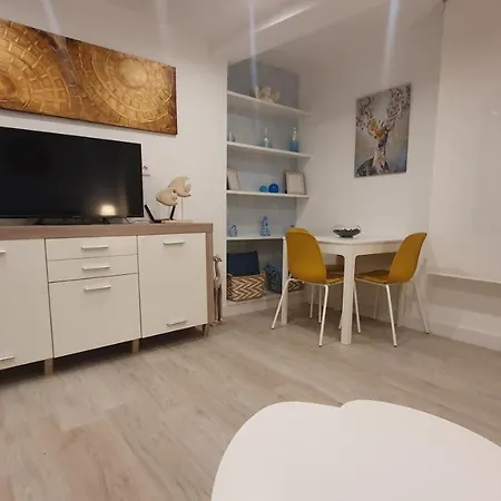 Jasjose Playa - Frente A San Lorenzo, 2 Hab, 6 Pax, Wifi - Vut-2047-as * 기욘