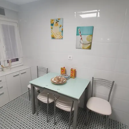 Jasjose Playa - Frente A San Lorenzo, 2 Hab, 6 Pax, Wifi - Vut-2047-as Διαμέρισμα Χιχόν